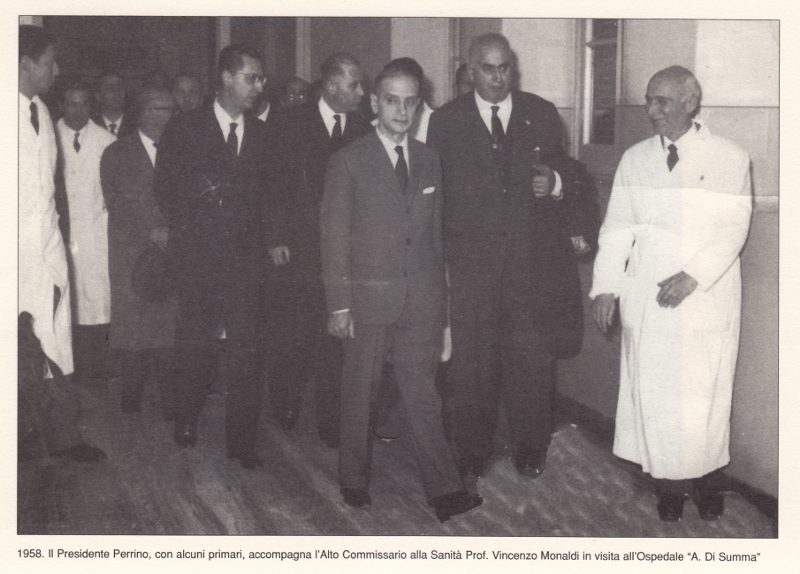 Presidente Perrino e primari (800x574).jpg